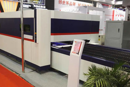 最美揚力人丨與榜樣比肩，向先進(jìn)看齊，激發(fā)我們奮進(jìn)的力量！